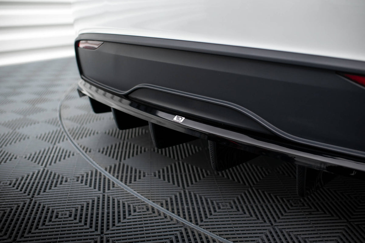 Maxton Design - Central Rear Splitter (with Vertical Bars) Tesla Model ...